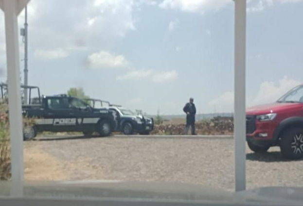 Lee más sobre el artículo Agresión a balazos a policías en Amealco deja un fallecido