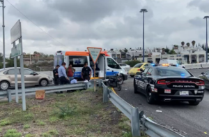 Lee más sobre el artículo Motociclista lesionado tras accidente en el Libramiento