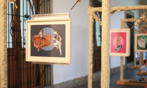 Lee más sobre el artículo Hay 2 exposiciones fotográficas de Guelaguetza en Palacio de Gobierno