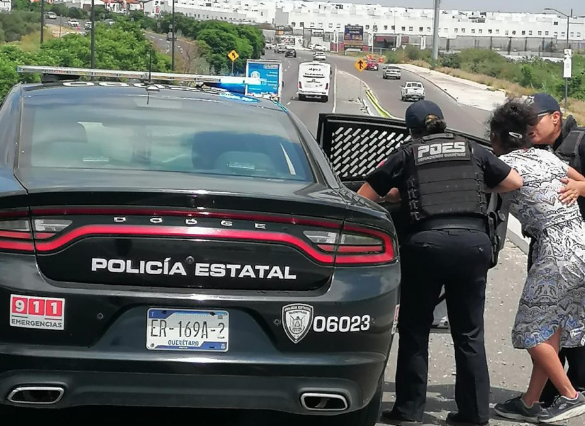 Lee más sobre el artículo Mujer desorientada es encontrada en Querétaro y entregada a su familia