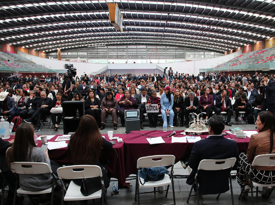 Lee más sobre el artículo Autoritaria, tóxica y dañina: oposición reacciona a reforma judicial