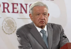 Lee más sobre el artículo No existe ningún fundamento legal para detener reforma judicial: AMLO
