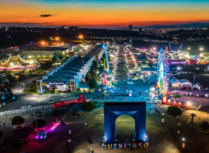 Lee más sobre el artículo Pese a recibir recurso público, Feria de Querétaro niega acceso a medios