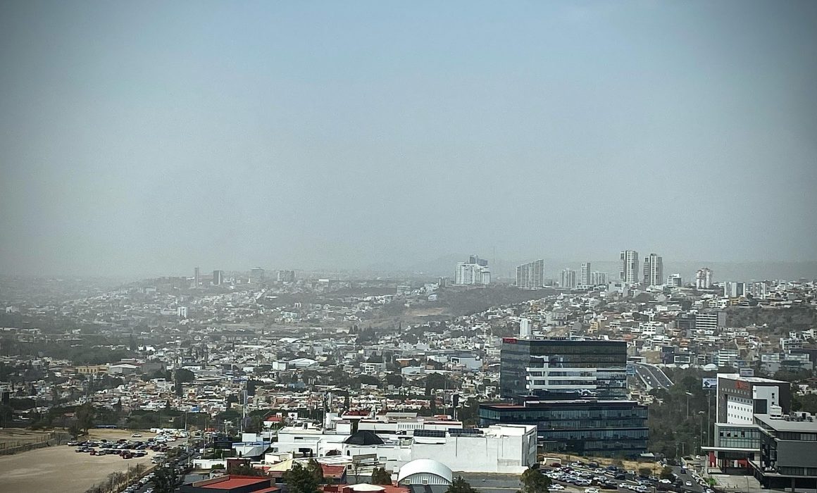 Lee más sobre el artículo Recomiendan precauciones por mala calidad del aire en Querétaro