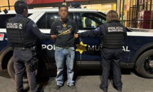 Lee más sobre el artículo Detenido por robo reincidente en plaza comercial de Parques Industriales