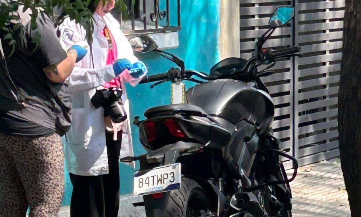 Lee más sobre el artículo Moto con placas de Querétaro posible involucrada en asesinato de CDMX
