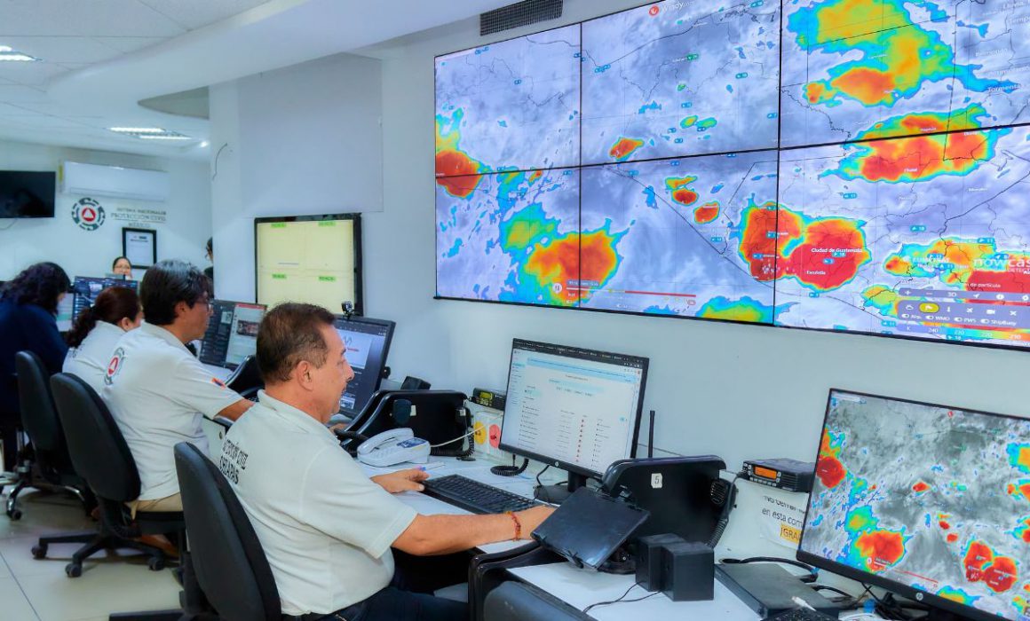 Lee más sobre el artículo Pide Sheinbaum prepararse por Erick; tocaría tierra este miércoles