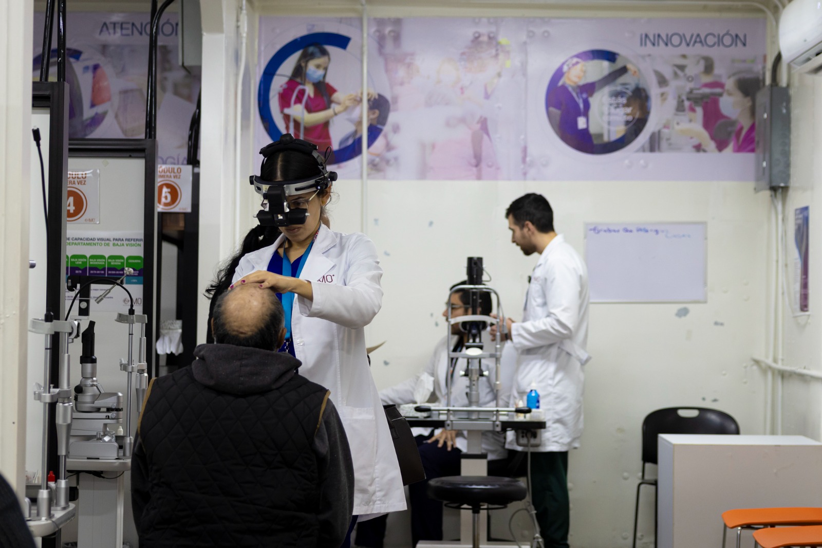 Lee más sobre el artículo Visita Mauricio Kuri el Instituto Mexicano de Oftalmología