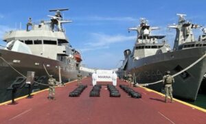 Lee más sobre el artículo Incauta Semar 900 kilos de cocaína en costas de Guerrero