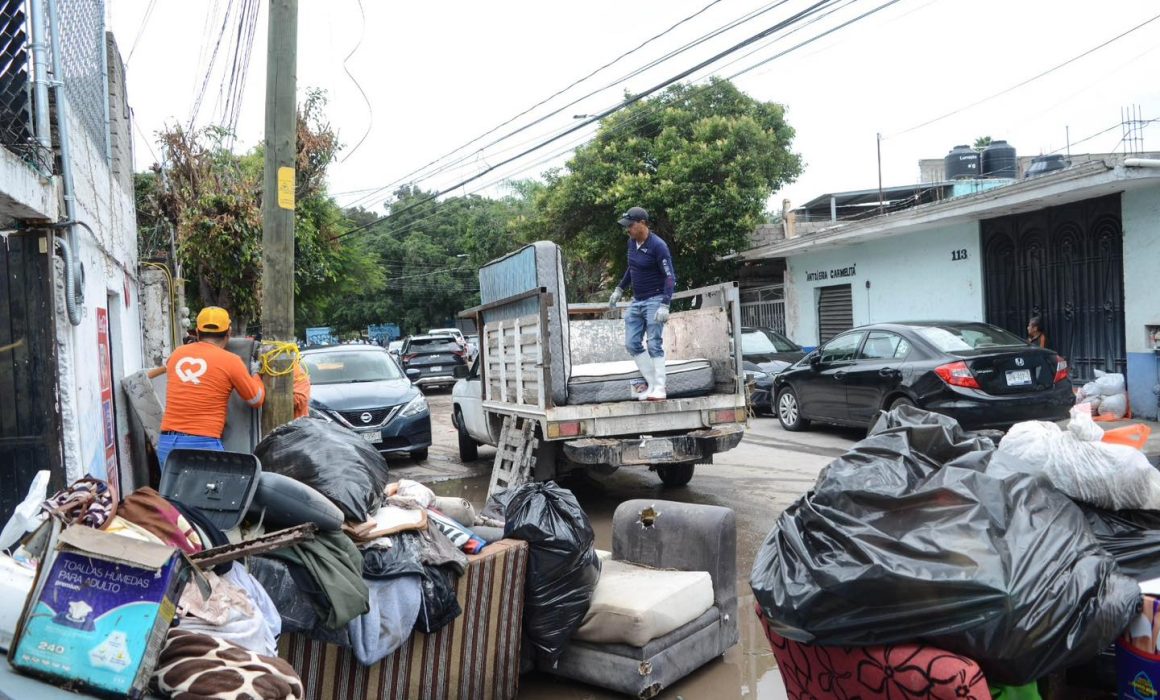 Lee más sobre el artículo Más de 400 familias reciben seguro de vivienda por inundaciones en Querétaro