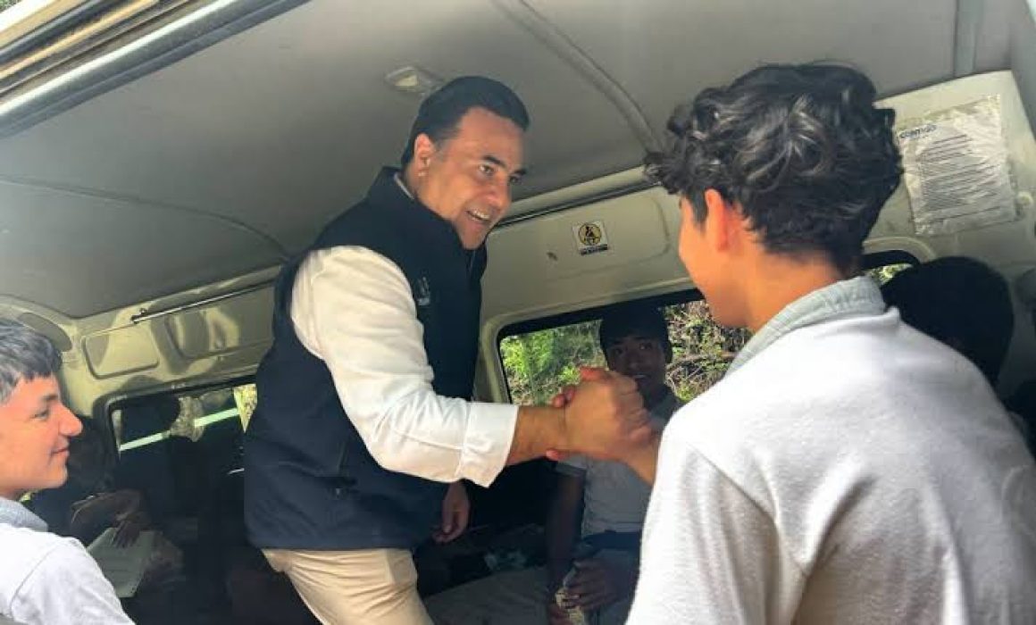 Lee más sobre el artículo Suman 10 mil alumnos beneficiados en todo Querétaro con el Transporte Escolar