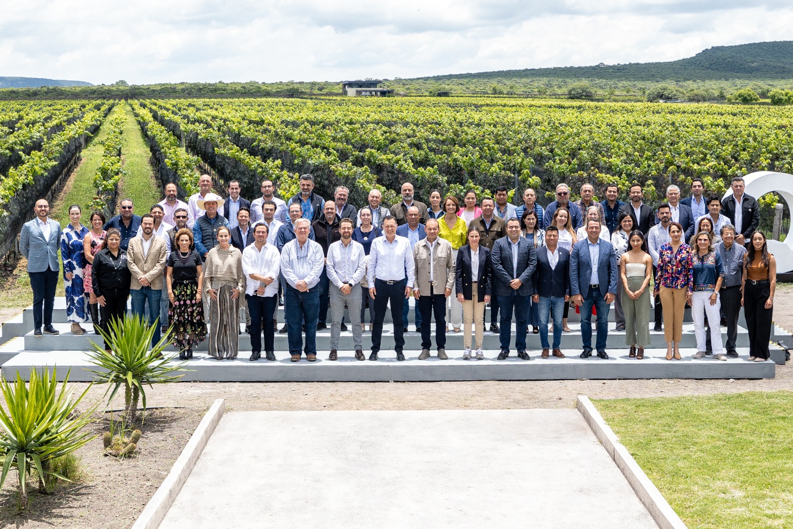 Lee más sobre el artículo Expande Querétaro su emergente industria vitivinícola a través de su clúster