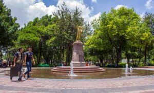 Lee más sobre el artículo Analiza municipio extender horario de la Alameda Hidalgo