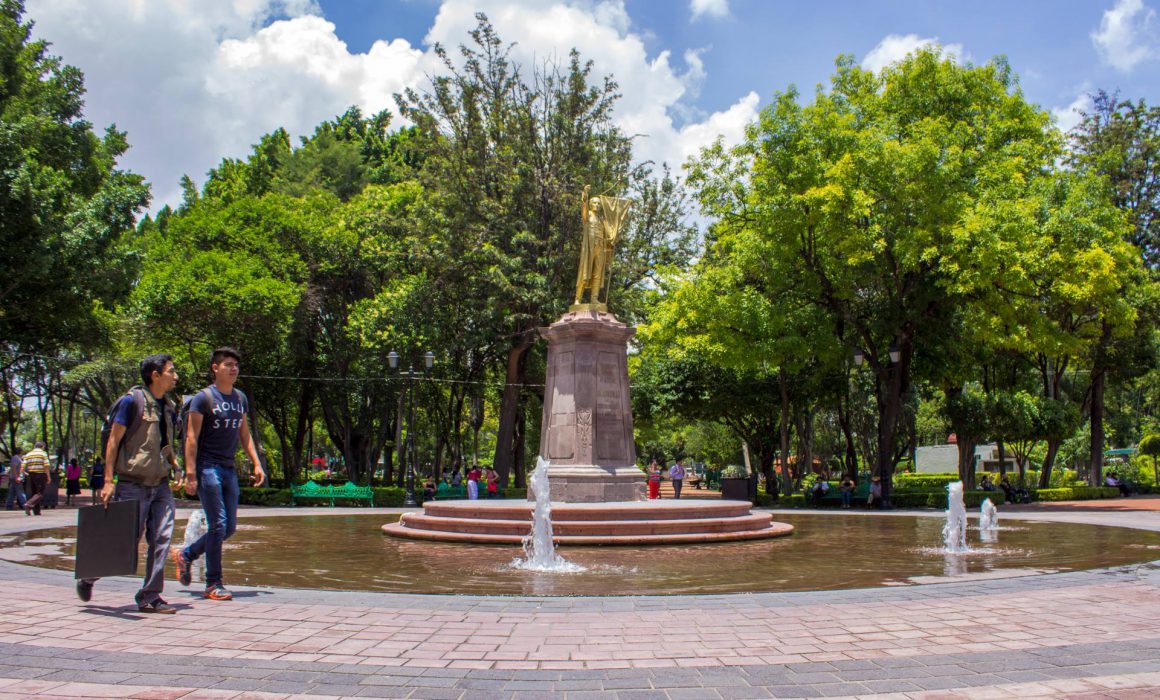 Lee más sobre el artículo Analiza municipio extender horario de la Alameda Hidalgo