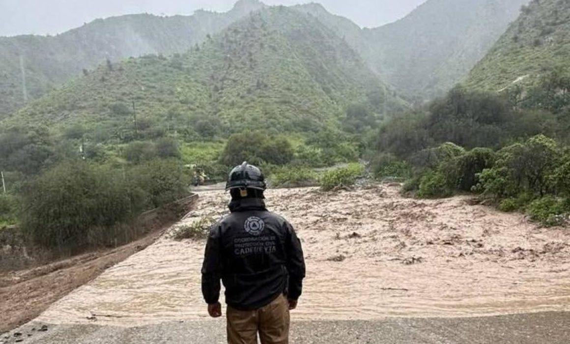 Lee más sobre el artículo Se invertirán 500 mdp para la reconstrucción de los caminos de la Sierra Gorda