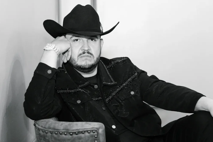 Lee más sobre el artículo Multan con 600 mil pesos al organizador del concierto de Edén Muñoz