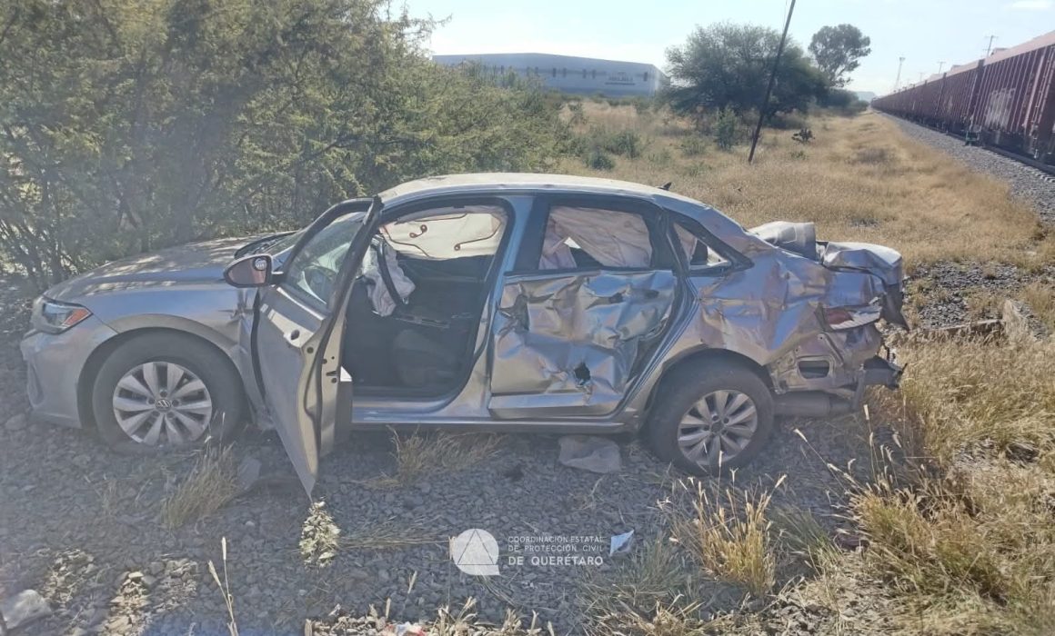 Lee más sobre el artículo Tres lesionados tras aparatoso trenazo en El Marqués