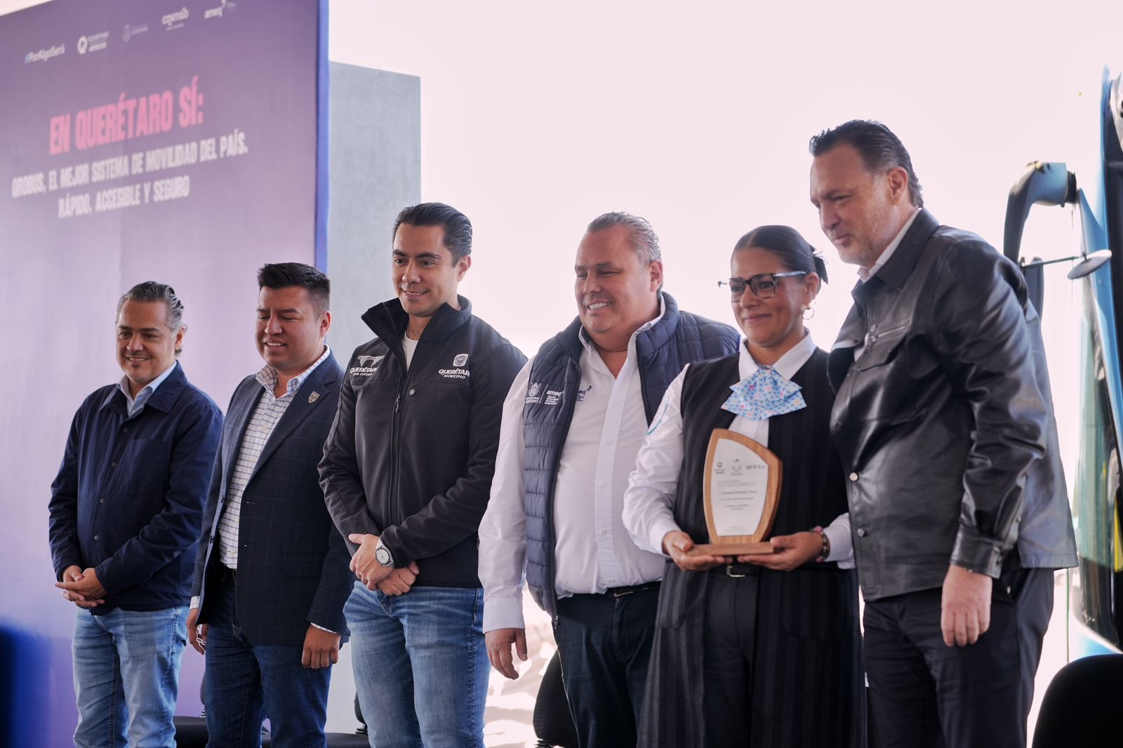 Lee más sobre el artículo Acompaña Felifer Macías al Gobernador en la inauguración de la segunda etapa del patio de operaciones de Qrobus