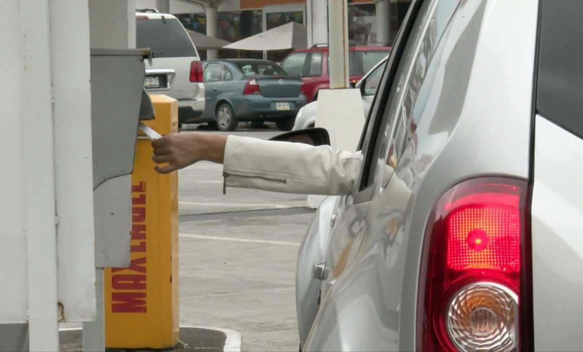 Lee más sobre el artículo Aumento mínimo a tarifas de estacionamientos de Querétaro