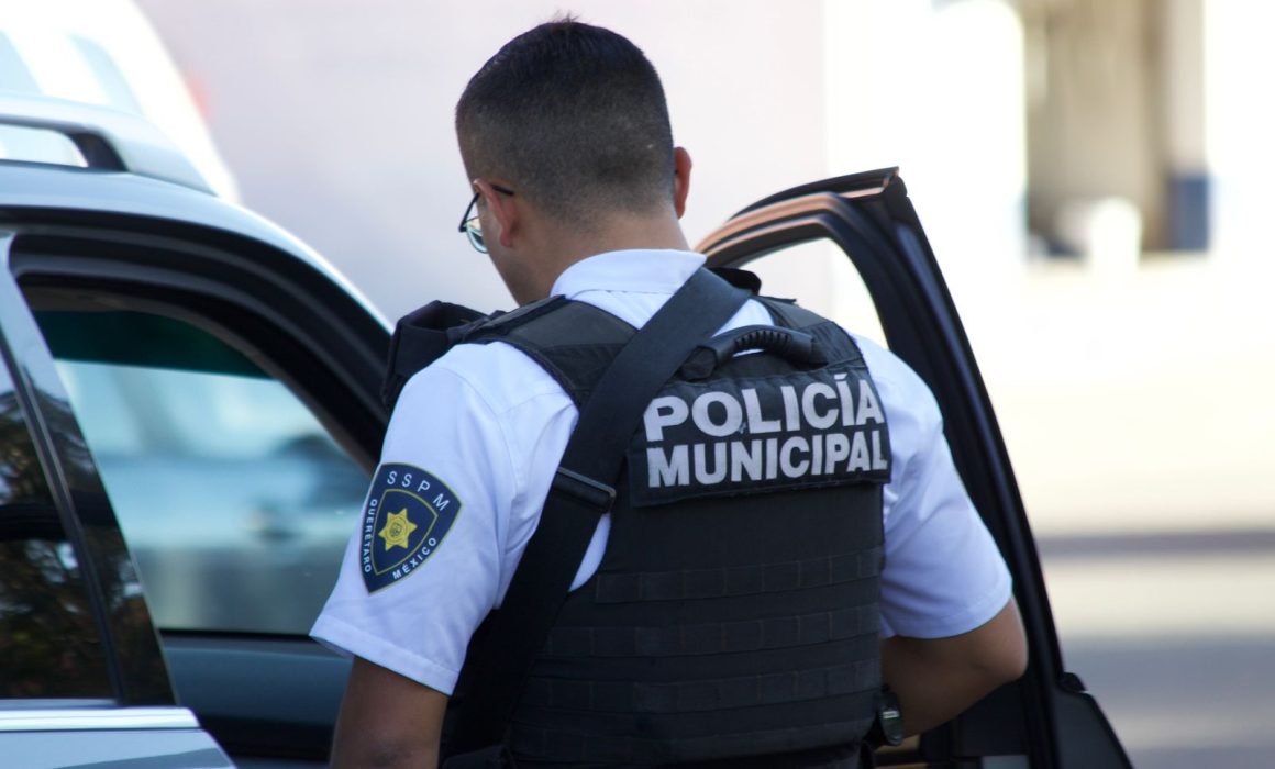 Lee más sobre el artículo Incrementar número de policías, principal reto en seguridad: Felifer Macías