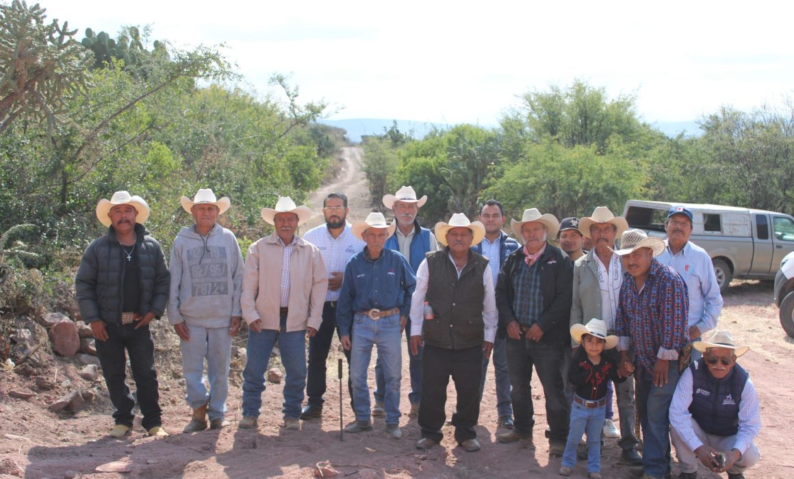 Lee más sobre el artículo El Marqués impulsa la producción agrícola con obras en parcelas y caminos ejidales