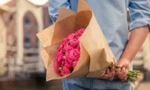Lee más sobre el artículo Suben hasta 50% flores por San Valentín en Querétaro