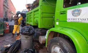 Lee más sobre el artículo Capacitan a negocios del Centro Histórico en manejo de residuos