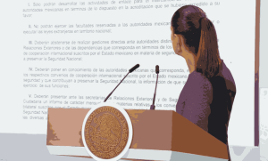 Lee más sobre el artículo Colaboración con EU debe pasar por la Federación, advierte Sheinbaum