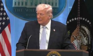 Lee más sobre el artículo Presume Trump popularidad en Venezuela y posible candidatura