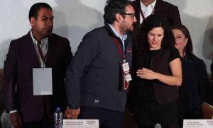 Lee más sobre el artículo Alcalde y López Beltrán dejarían dirigencia de Morena