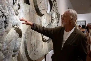Lee más sobre el artículo Cavilaciones llega al MAQRO con más de 20 años de obra