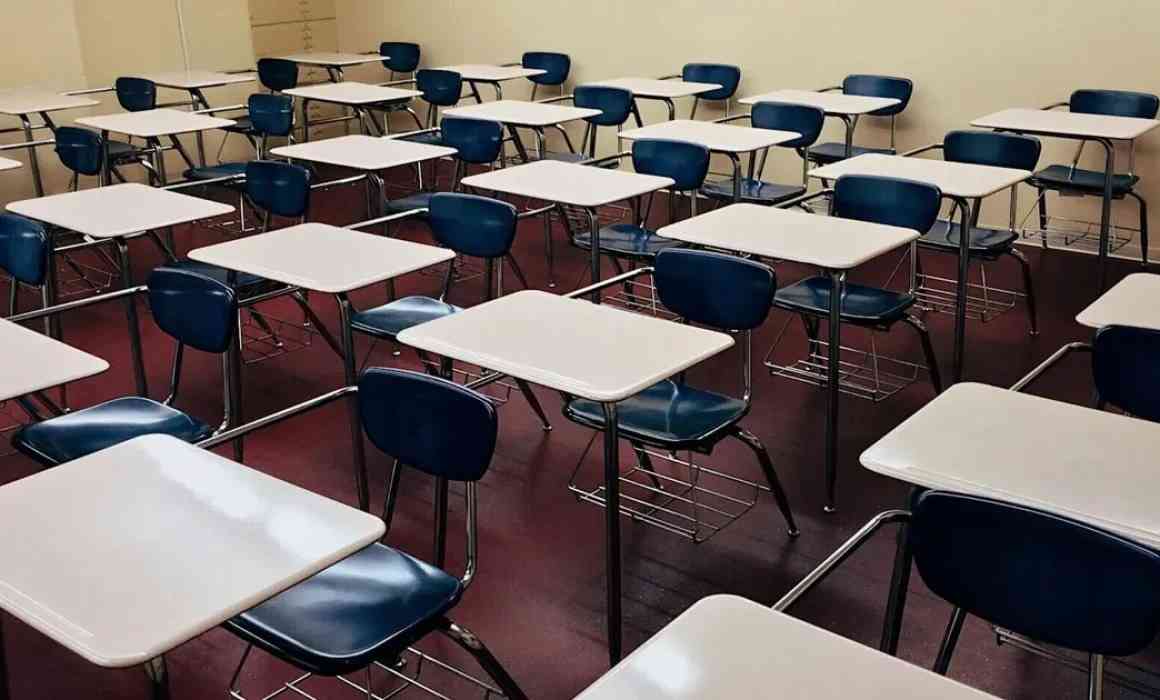 Lee más sobre el artículo Suspenderán clases del turno vespertino por partido de México