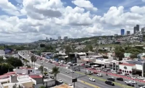 Lee más sobre el artículo Mantiene diálogo con comerciantes por obras del Tren
