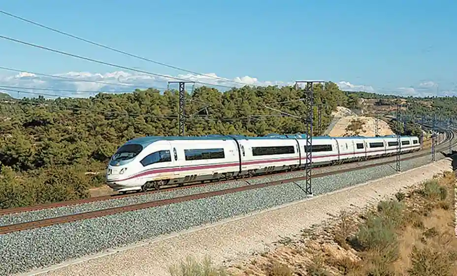 Lee más sobre el artículo Proyecto ferroviario de Querétaro incluirá vías confinadas