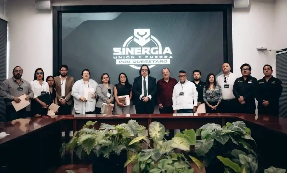 Lee más sobre el artículo Fiscalía de Querétaro da seguimiento a presunto fraude contra 380 docentes