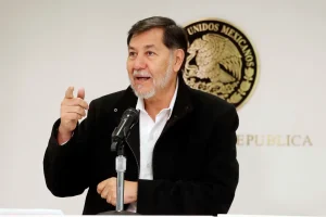 Lee más sobre el artículo Noroña arremete contra Colosio y cuestiona su trayectoria política