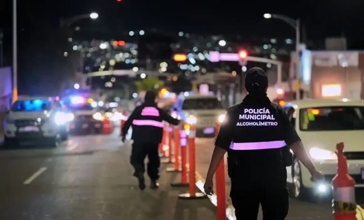 Lee más sobre el artículo Alcoholímetros cambian de ubicación para evitar que sean detectados en Waze y redes sociales