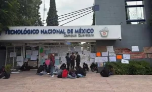 Lee más sobre el artículo Trabajadores del Tecnológico de Querétaro exigen soluciones